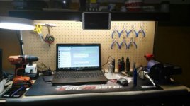 Mesa de trabajo.jpg Mesa de trabajo.jpg